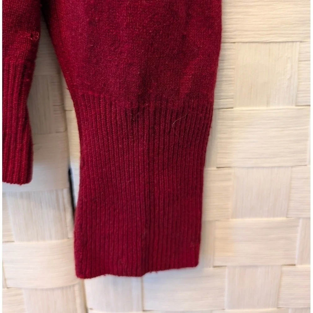 Sakowitz Mens Red 100% 2 Ply Cashmere V-Neck‎ Sweater Vintage Made in USA Medium